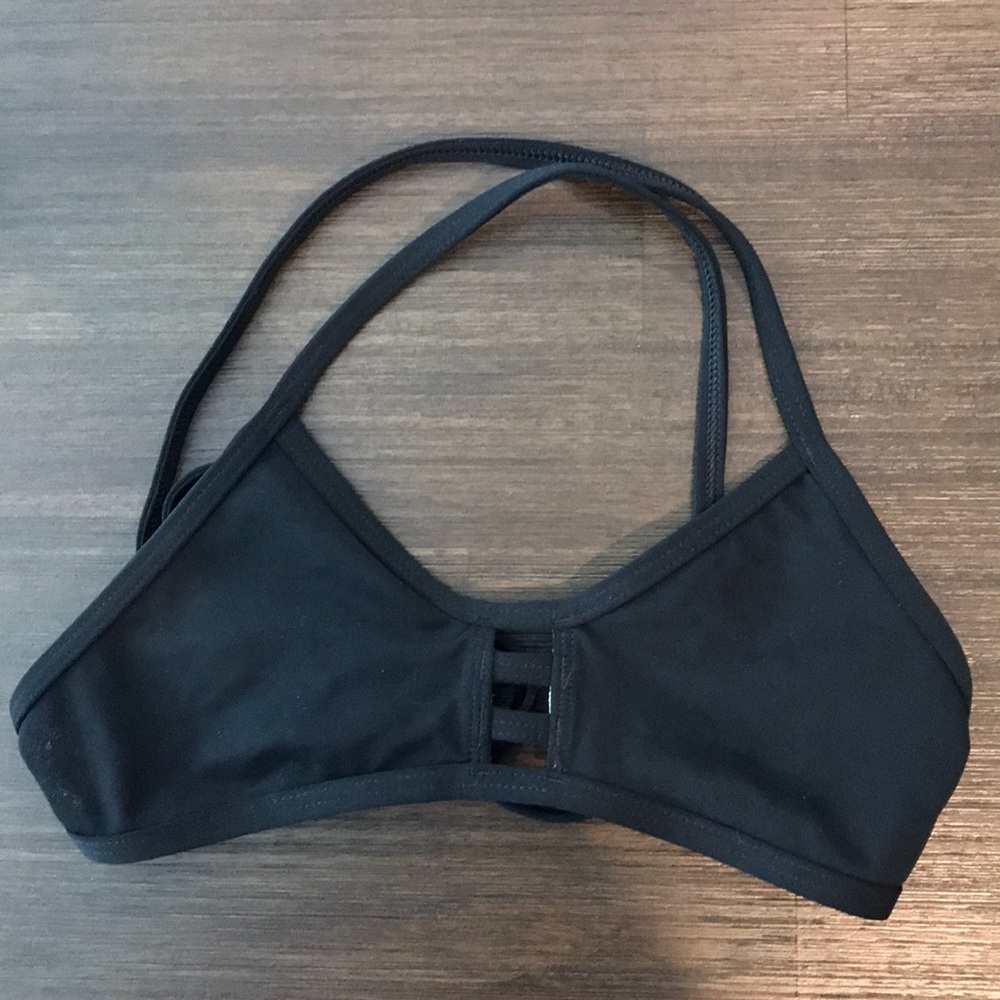 Jolyn Bikini Top “Tomcat” w/front cutout, Black Sm